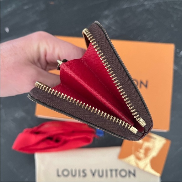 ⭐️SOLD⭐️Louis Vuitton Clemence Wallet - Picture 15 of 17